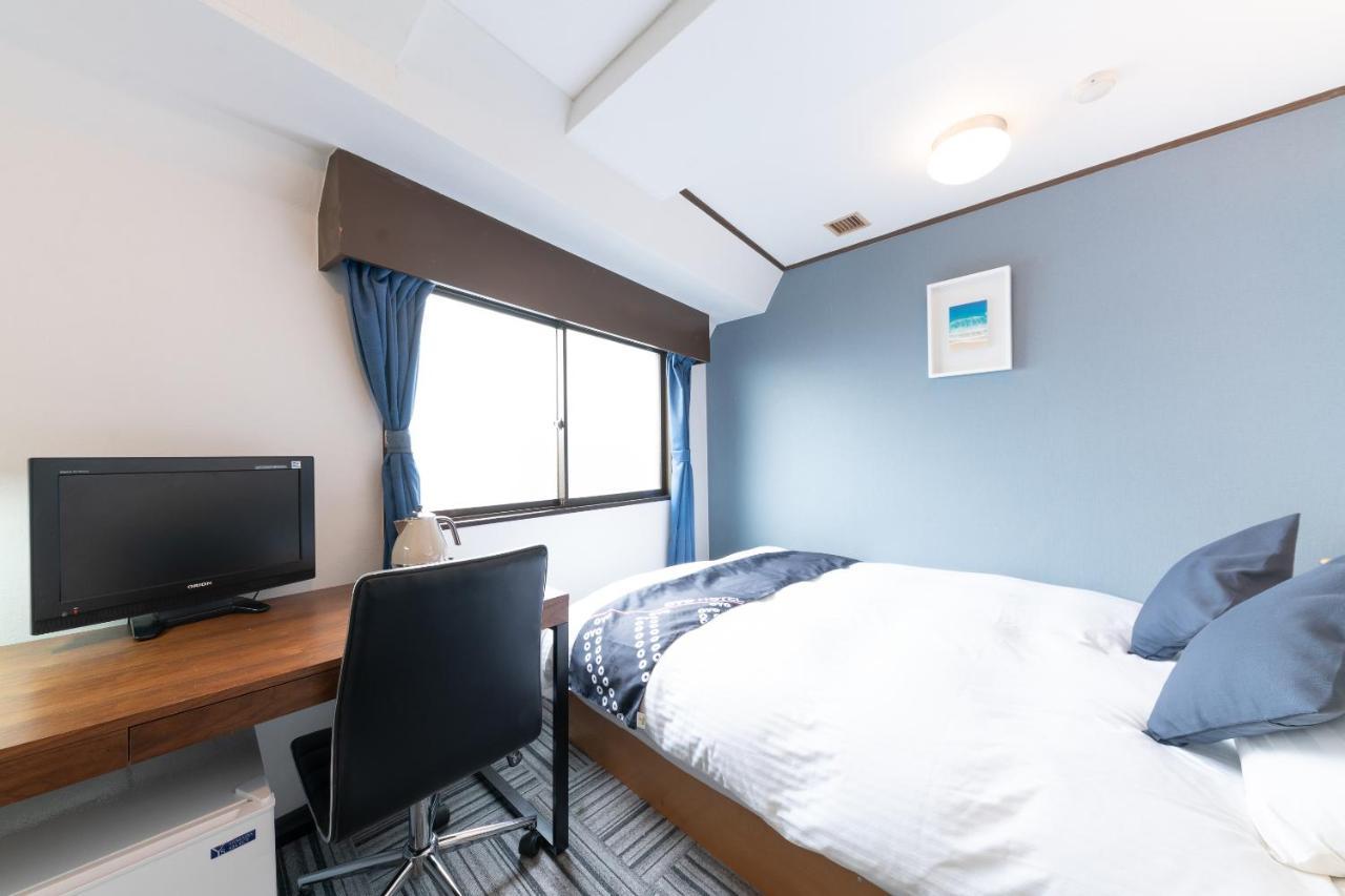 Oyo Hotel Ikebukuro Tōkyō Extérieur photo