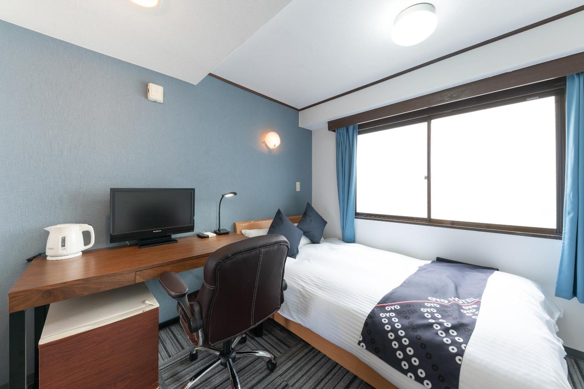 Oyo Hotel Ikebukuro Tōkyō Extérieur photo