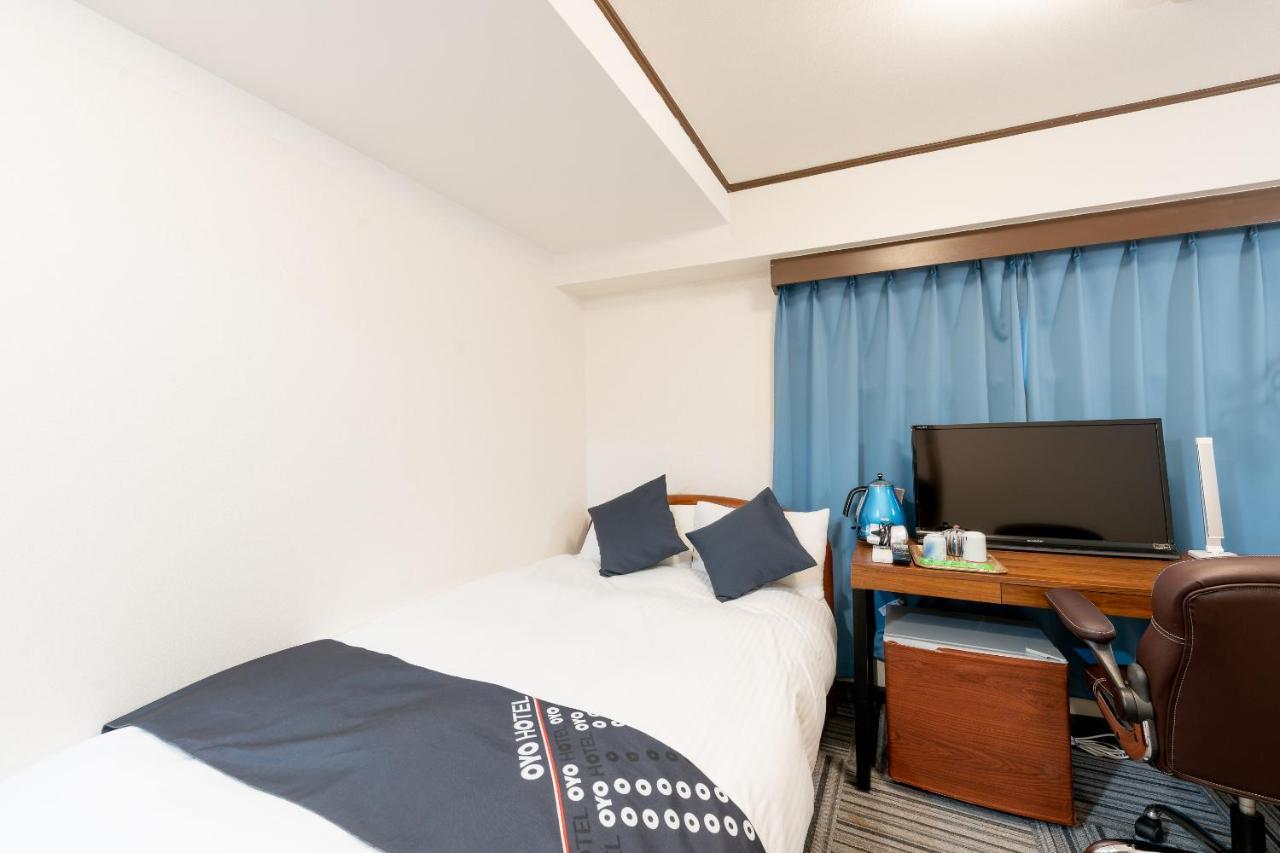 Oyo Hotel Ikebukuro Tōkyō Extérieur photo