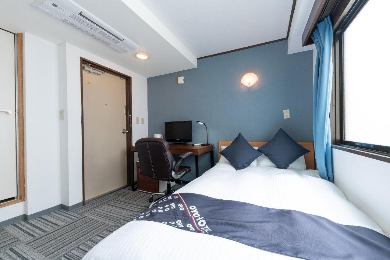 Oyo Hotel Ikebukuro Tōkyō Extérieur photo