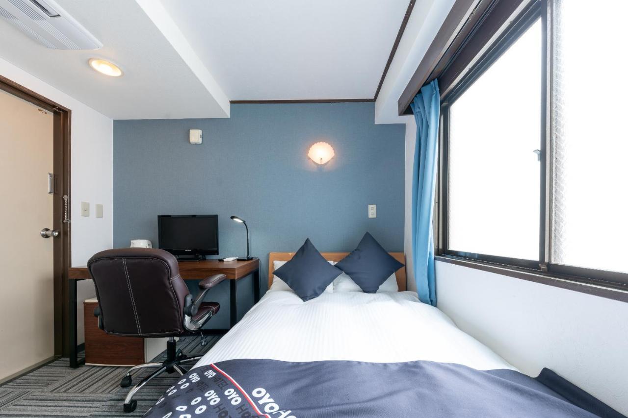 Oyo Hotel Ikebukuro Tōkyō Extérieur photo