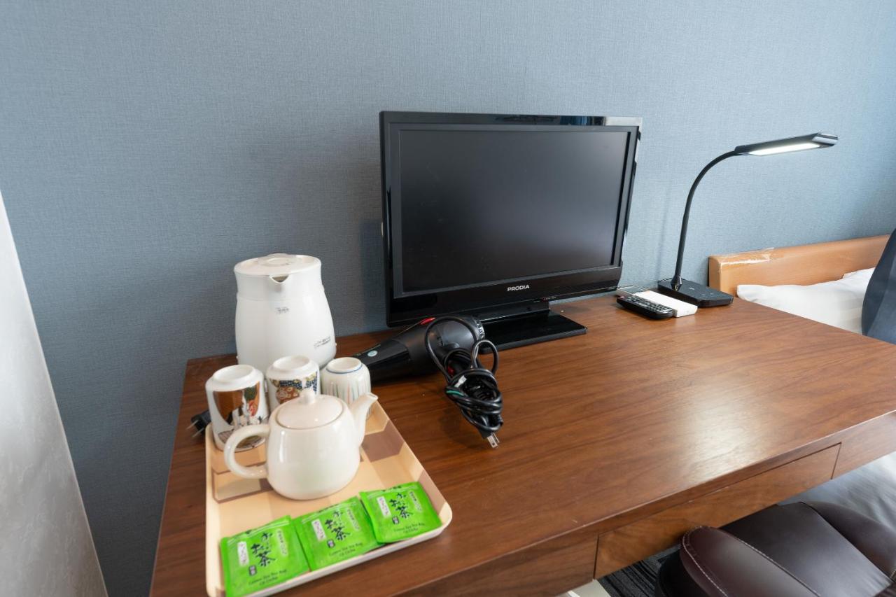 Oyo Hotel Ikebukuro Tōkyō Extérieur photo
