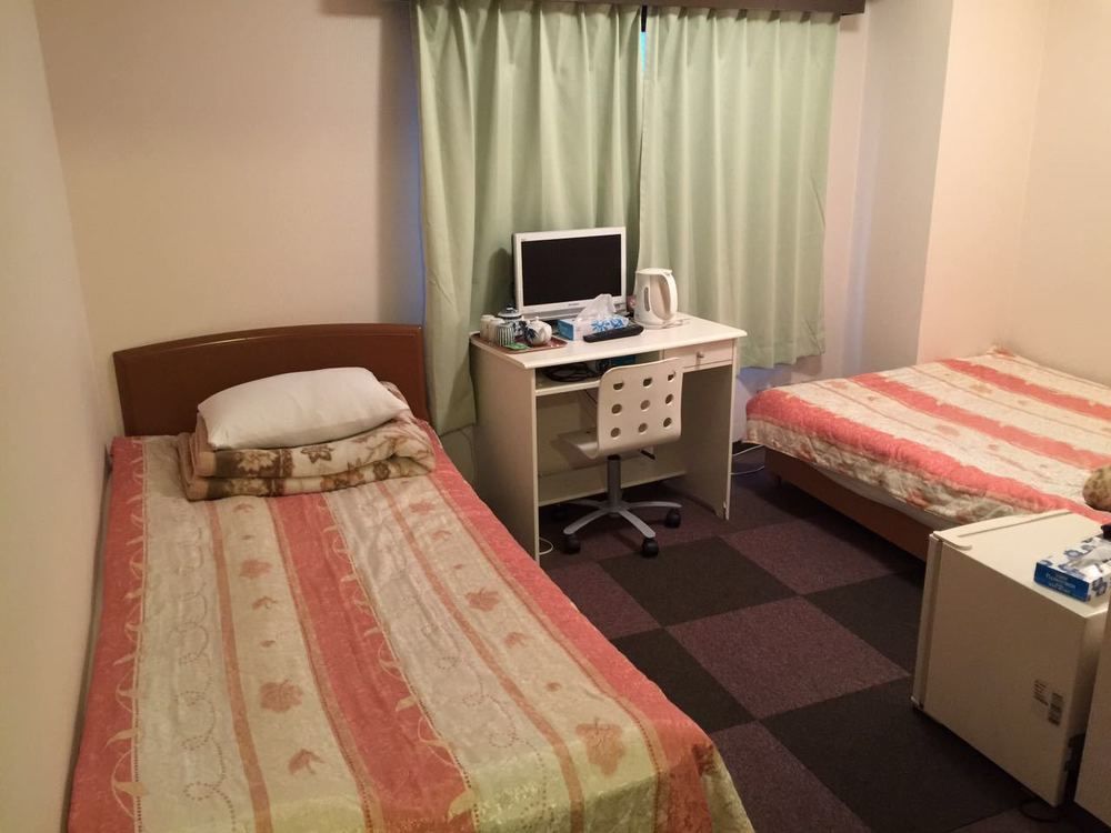 Oyo Hotel Ikebukuro Tōkyō Extérieur photo
